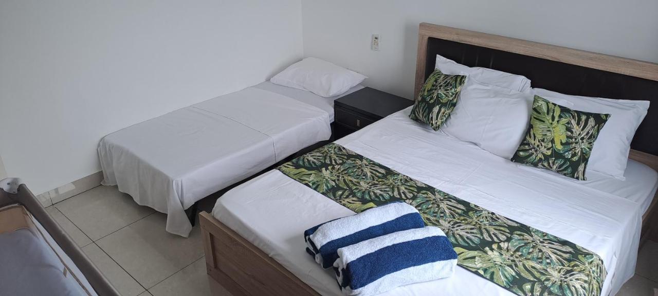 Otantik Residence วิกตอเรีย ภายนอก รูปภาพ
